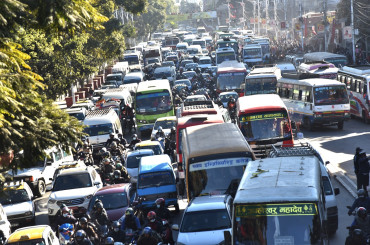 काठमाडौंमा अस्तव्यस्त ट्राफिक व्यवस्था, यी हुन् ४ कारण 